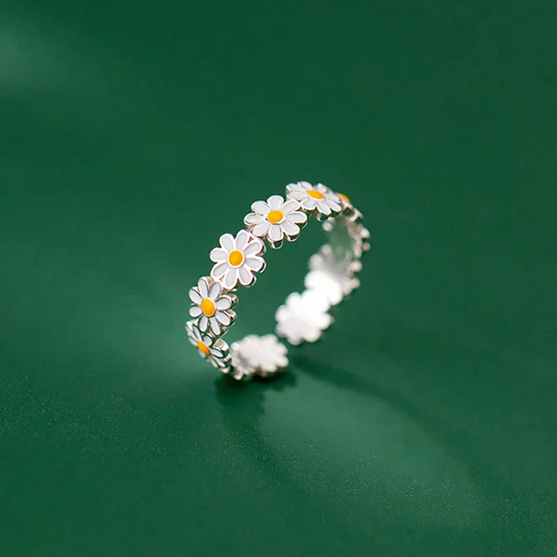 AristoWear Daisy Ring