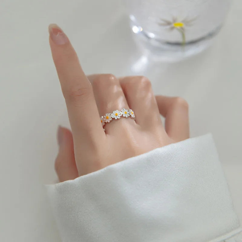 AristoWear Daisy Ring